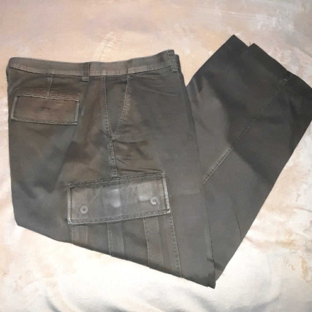 Authentic Outfitters Men's Pants